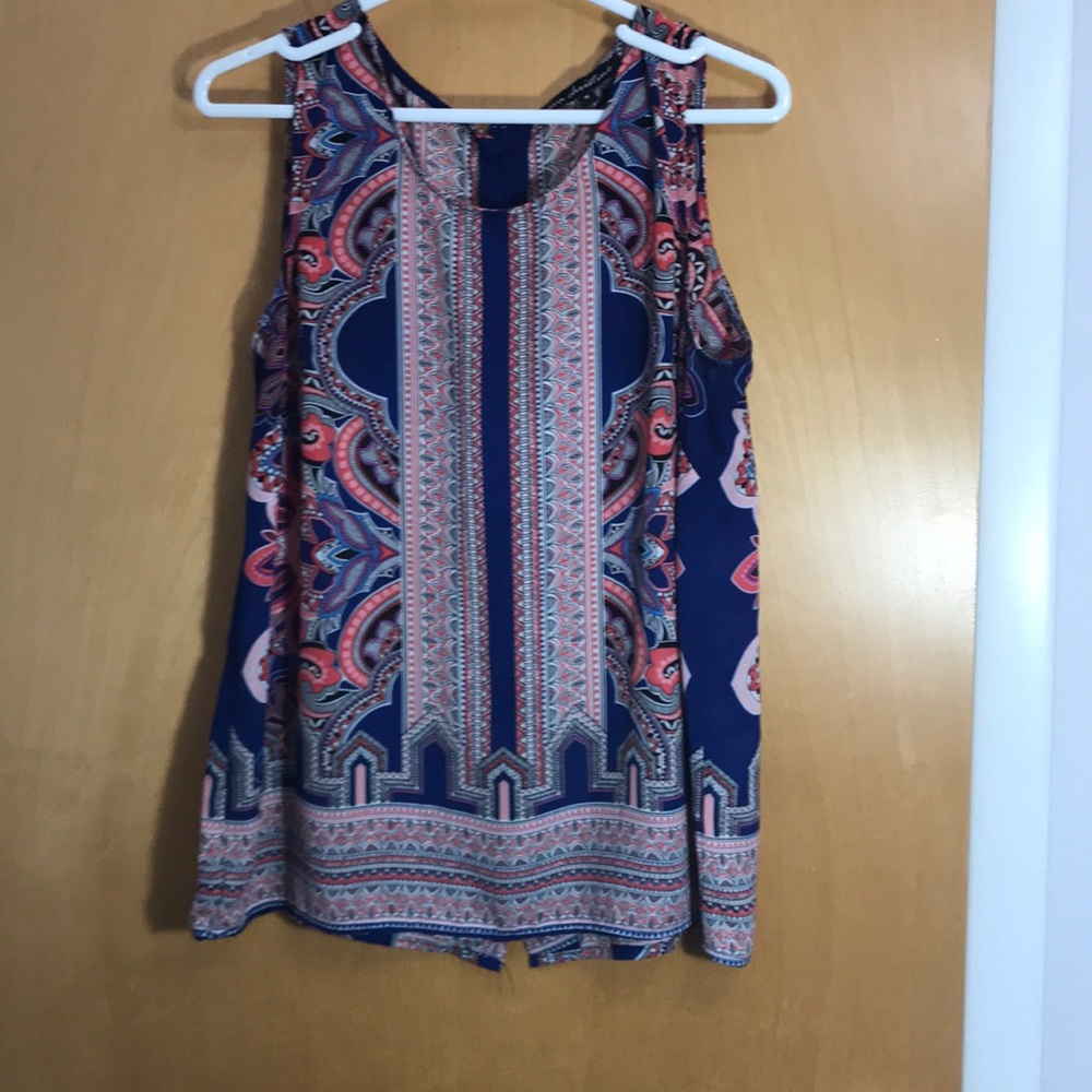 Summer print sleeveless top